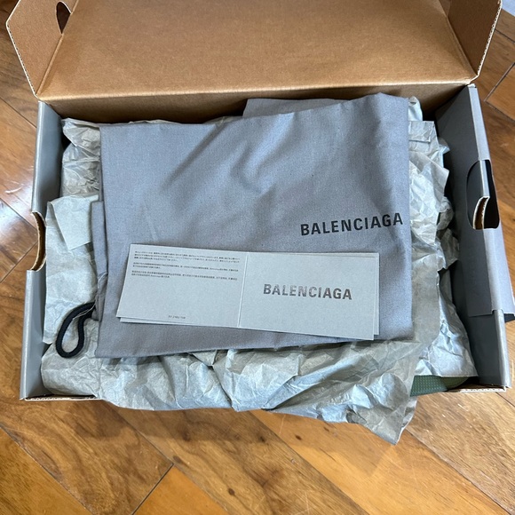 Balenciaga Speed 2.0 - Picture 7 of 8